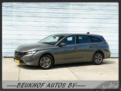Grijs Gebruikt 2022 Peugeot 308 Business-Line Stationwagen | € 16.700 (Goede deal)