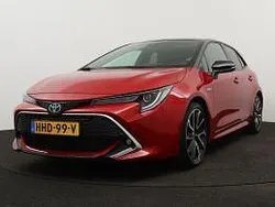 Rood Gebruikt 2020 Toyota Corolla Limited Hatchback | € 25.945 (Eerlijke prijs)