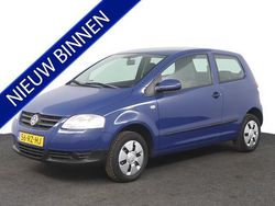Blauw Gebruikt 2005 VW Fox Trendline Hatchback | € 2.450 (Iets duurder)
