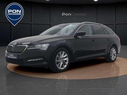 Zwart Gebruikt 2023 Skoda Superb Business Line Stationwagen | € 28.450 (Eerlijke prijs)