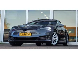 Grijs Gebruikt 2018 Tesla Model S Sedan | € 28.494 (Super prijs)