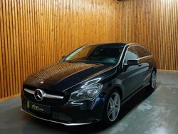 Zwart Gebruikt 2016 Mercedes 180 Ambition Sedan | € 15.900