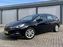 Zwart Gebruikt 2018 Opel Astra Stationwagen | € 8.950 (Super prijs)