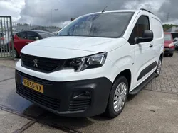 Wit Gebruikt 2019 Peugeot Partner Premium MPV | € 6.650 (Eerlijke prijs)