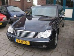 Blauw Gebruikt 2003 Mercedes C220 Elegance Sedan | € 2.895