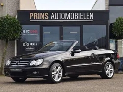 Zwart, metallic lak Gebruikt 2008 Mercedes CLK200 Avantgarde Cabriolet | € 13.250 (Iets duurder)