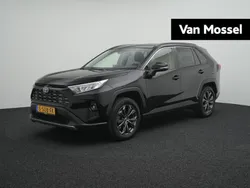 Zwart Gebruikt 2023 Toyota RAV4 Hybrid Play SUV | € 39.900 (Goede deal)