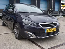 Blauw Gebruikt 2015 Peugeot 308 Allure Hatchback | € 6.495 (Eerlijke prijs)