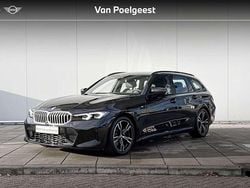 Zwart Gebruikt 2024 BMW 318 M Sport Stationwagen | € 41.800 (Eerlijke prijs)