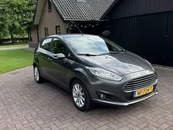 Grijs Gebruikt 2016 Ford Fiesta Titanium Hatchback | € 11.500 (Eerlijke prijs)