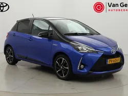 Blauw Gebruikt 2017 Toyota Yaris Hybrid Hatchback | € 17.499 (Eerlijke prijs)