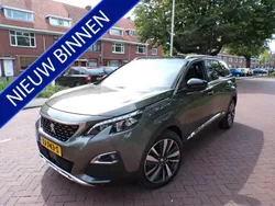 Grijs, metallic lak Gebruikt 2018 Peugeot 5008 GT-line MPV | € 17.944 (Eerlijke prijs)