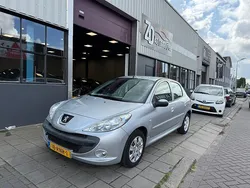 Grijs Gebruikt 2011 Peugeot 206+ Hatchback | € 2.999 (Eerlijke prijs)