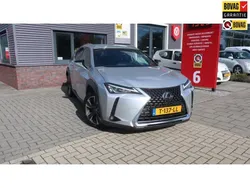 Grijs Gebruikt 2019 Lexus UX Executive Line SUV | € 27.750 (Eerlijke prijs)