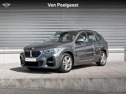 Mineralgrau metallic (grijs metallic) Gebruikt 2022 BMW X1 M Sport SUV | € 34.900 (Eerlijke prijs)