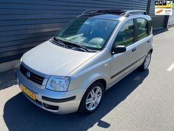 Grijs Gebruikt 2004 Fiat Panda Dynamic Hatchback | € 1.095 (Eerlijke prijs)
