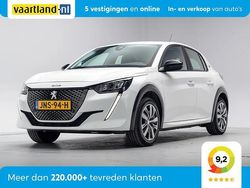 Wit Gebruikt 2023 Peugeot e-208 Active Hatchback | € 16.745 (Super prijs)