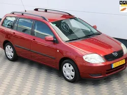 Rood, metallic lak Gebruikt 2003 Toyota Corolla Terra Stationwagen | € 2.995 (Iets duurder)