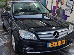 Zwart Gebruikt 2010 Mercedes C180 Avantgarde Sedan | € 9.000 (Eerlijke prijs)