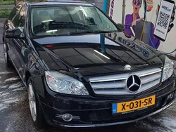 Zwart Gebruikt 2010 Mercedes C180 Avantgarde Sedan | € 9.000 (Eerlijke prijs)