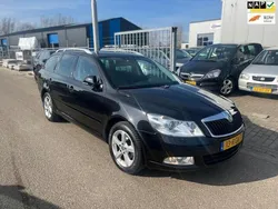 Zwart Gebruikt 2011 Skoda Octavia Business Line Stationwagen | € 4.999 (Eerlijke prijs)