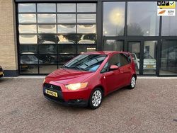 Rood Gebruikt 2009 Mitsubishi Colt Edition Hatchback | € 1.499 (Eerlijke prijs)