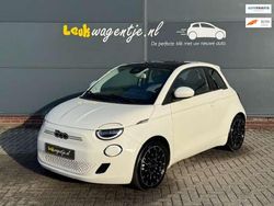 Wit Gebruikt 2022 Fiat 500e Comfort Hatchback | € 18.940 (Eerlijke prijs)