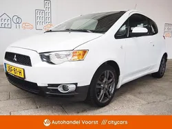 Wit Gebruikt 2013 Mitsubishi Colt Edition Hatchback | € 6.745 (Iets duurder)