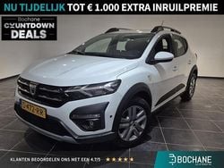 Blanc glacier (369) Gebruikt 2023 Dacia Sandero Comfort Hatchback | € 16.900 (Eerlijke prijs)