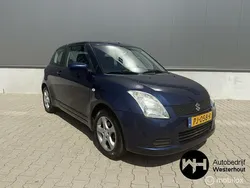 Blauw, metallic lak Gebruikt 2005 Suzuki Swift Exclusive Hatchback | € 2.795 (Eerlijke prijs)