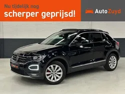 Zwart Gebruikt 2018 VW T-Roc Style SUV | € 23.993 (Eerlijke prijs)