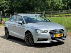 Grijs Gebruikt 2015 Audi A3 Ambition Sedan | € 11.450 (Super prijs)