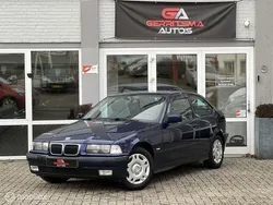 Blauw Gebruikt 1998 BMW 316 Sport Line Hatchback | € 2.250 (Eerlijke prijs)