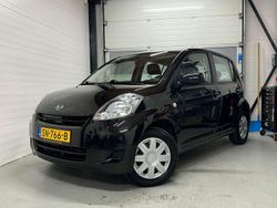Zwart Gebruikt 2010 Daihatsu Sirion Hatchback | € 3.750 (Eerlijke prijs)