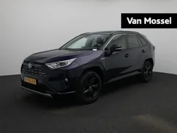 Blauw Gebruikt 2020 Toyota RAV4 Hybrid SUV | € 31.900 (Eerlijke prijs)