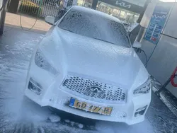 Wit Gebruikt 2015 Infiniti Q50 Sedan | € 10.000