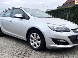 Grijs, metallic lak Gebruikt 2013 Opel Astra Business Stationwagen | € 3.250 (Eerlijke prijs)