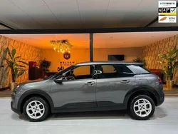 Grijs, metallic lak Gebruikt 2019 Citroën C4 Cactus PureTech Hatchback | € 13.990 (Eerlijke prijs)