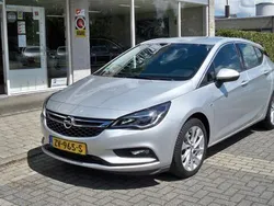 Grijs Gebruikt 2016 Opel Astra Innovation Hatchback | € 12.450 (Goede deal)