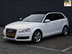 Wit Gebruikt 2011 Audi A3 Ambition Hatchback | € 10.995 (Duur)