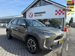 Grijs Gebruikt 2022 Toyota Yaris Cross Active SUV | € 24.950 (Eerlijke prijs)