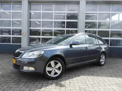 Grijs Gebruikt 2010 Skoda Octavia Elegance Stationwagen | € 2.950 (Eerlijke prijs)