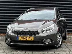 Grijs, metallic lak Gebruikt 2013 Kia Ceed Sportswagon Comfort Stationwagen | € 9.250 (Eerlijke prijs)