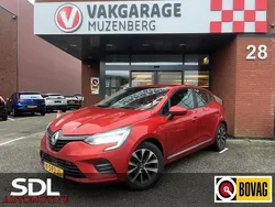 Rood Gebruikt 2020 Renault Clio V Zen Hatchback | € 11.945 (Eerlijke prijs)