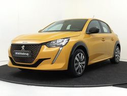 Geel Gebruikt 2023 Peugeot e-208 Active Hatchback | € 18.925 (Eerlijke prijs)