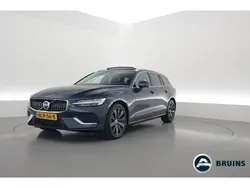 Blauw Gebruikt 2024 Volvo V60 Plus Stationwagen | € 49.900 (Iets duurder)