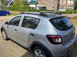 Grijs Gebruikt 2013 Dacia Sandero Stepway Hatchback | € 3.300 (Goede deal)