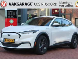 Wit Gebruikt 2021 Ford Mustang Mach-E SUV | € 23.990 (Eerlijke prijs)