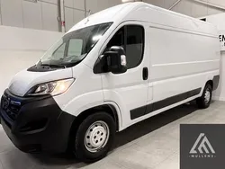 Wit Gebruikt 2023 Opel Movano Van | € 28.500