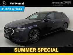 Blauw Gebruikt 2024 Mercedes E300 AMG Line Premium Plus Stationwagen | € 72.945